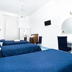 Fontana Hotel