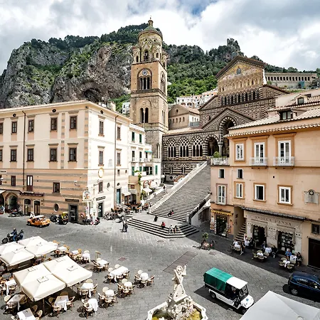 Otel Fontana 3*