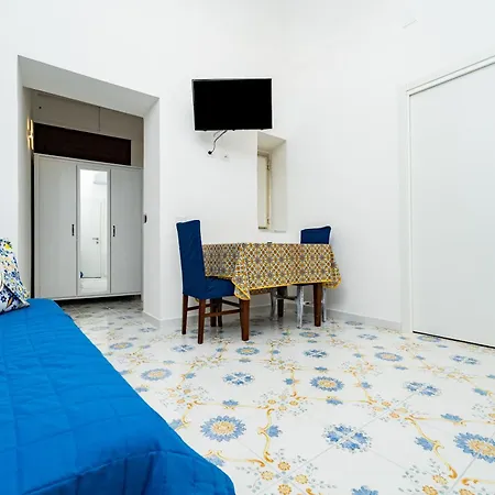 Hotell Fontana 3*