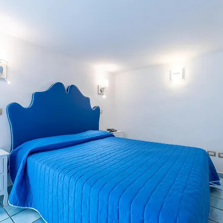 Fontana Hotell 3*