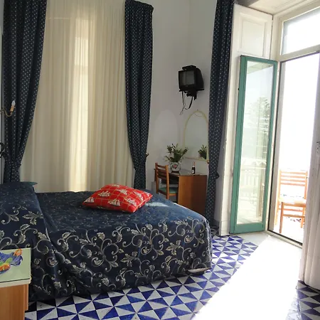 Fontana Szálloda 3*